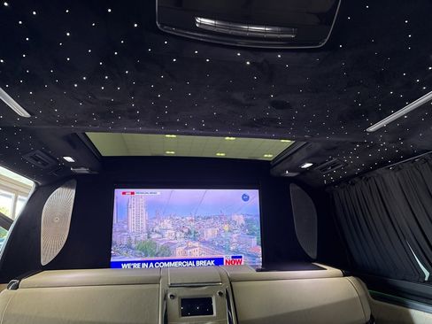 New 2025 Cadillac Escalade ESV Sport Platinum image 24