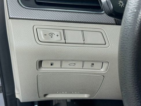 Used 2017 Hyundai Sonata SE FWD image 10