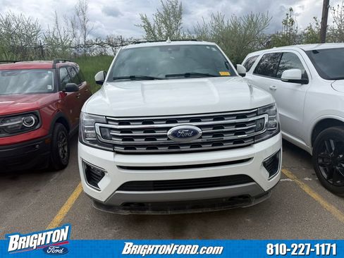 Used 2021 Ford Expedition Limited AWD/4WD image 2