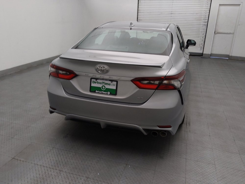 Used 2023 Toyota Camry SE FWD image 7