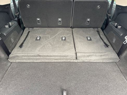 New 2025 Nissan Pathfinder SV image 18