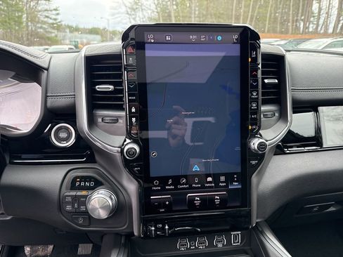 New 2026 RAM 1500 Laramie AWD/4WD image 13
