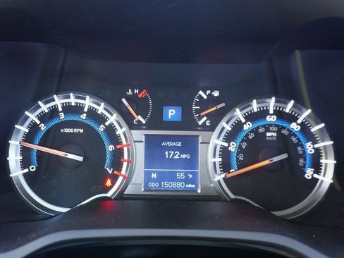 Used 2019 Toyota 4Runner TRD Off-Road image 11