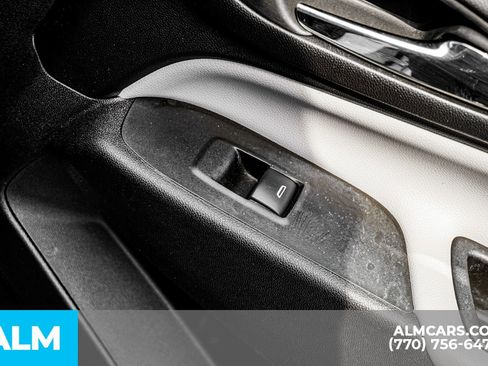 Used 2024 Chevrolet Equinox LT image 50