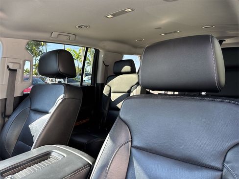 Used 2019 Chevrolet Suburban Premier w/ RST 6.2L Performance Edition image 42