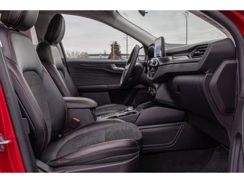 Used 2022 Ford Escape SEL w/ SEL Stealth AWD Package image 11