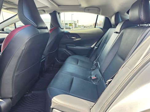 Used 2023 Toyota Prius Prime Premium FWD image 17