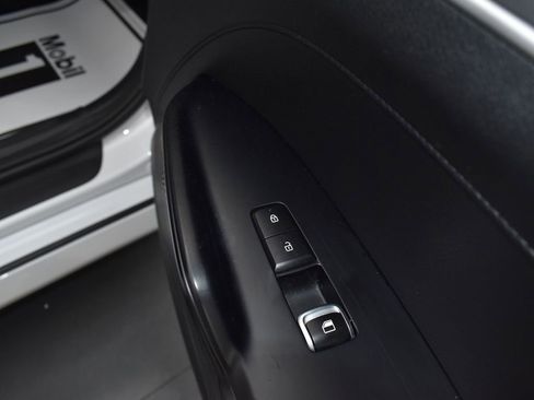 Used 2021 Kia K5 LXS image 14