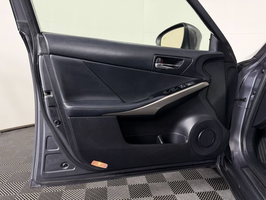 Used 2015 Lexus IS 250 AWD w/ Navigation System Package image 34