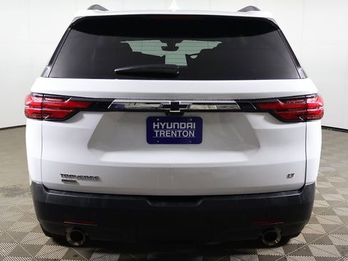 Used 2024 Chevrolet Traverse LT image 12