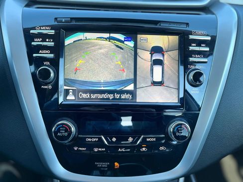 Used 2018 Nissan Murano SL w/ Moonroof Package image 19