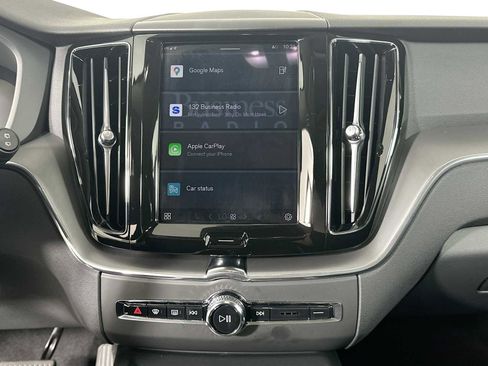 Used 2025 Volvo XC60 T8 Plus image 13