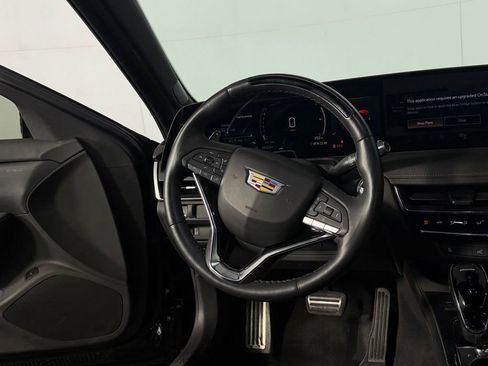 Used 2025 Cadillac CT5 Sport RWD image 13