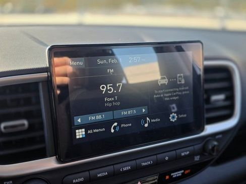 New 2026 Hyundai Venue SEL FWD image 25