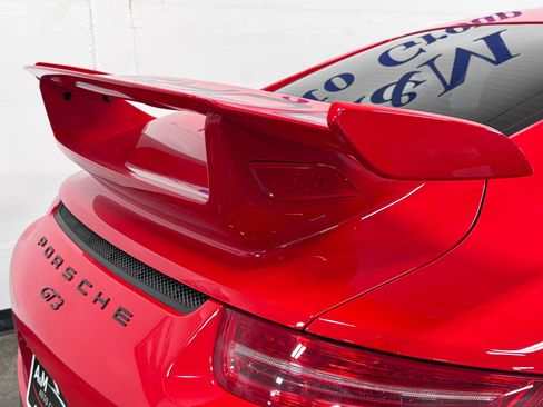 Used 2014 Porsche 911 GT3 RWD image 8