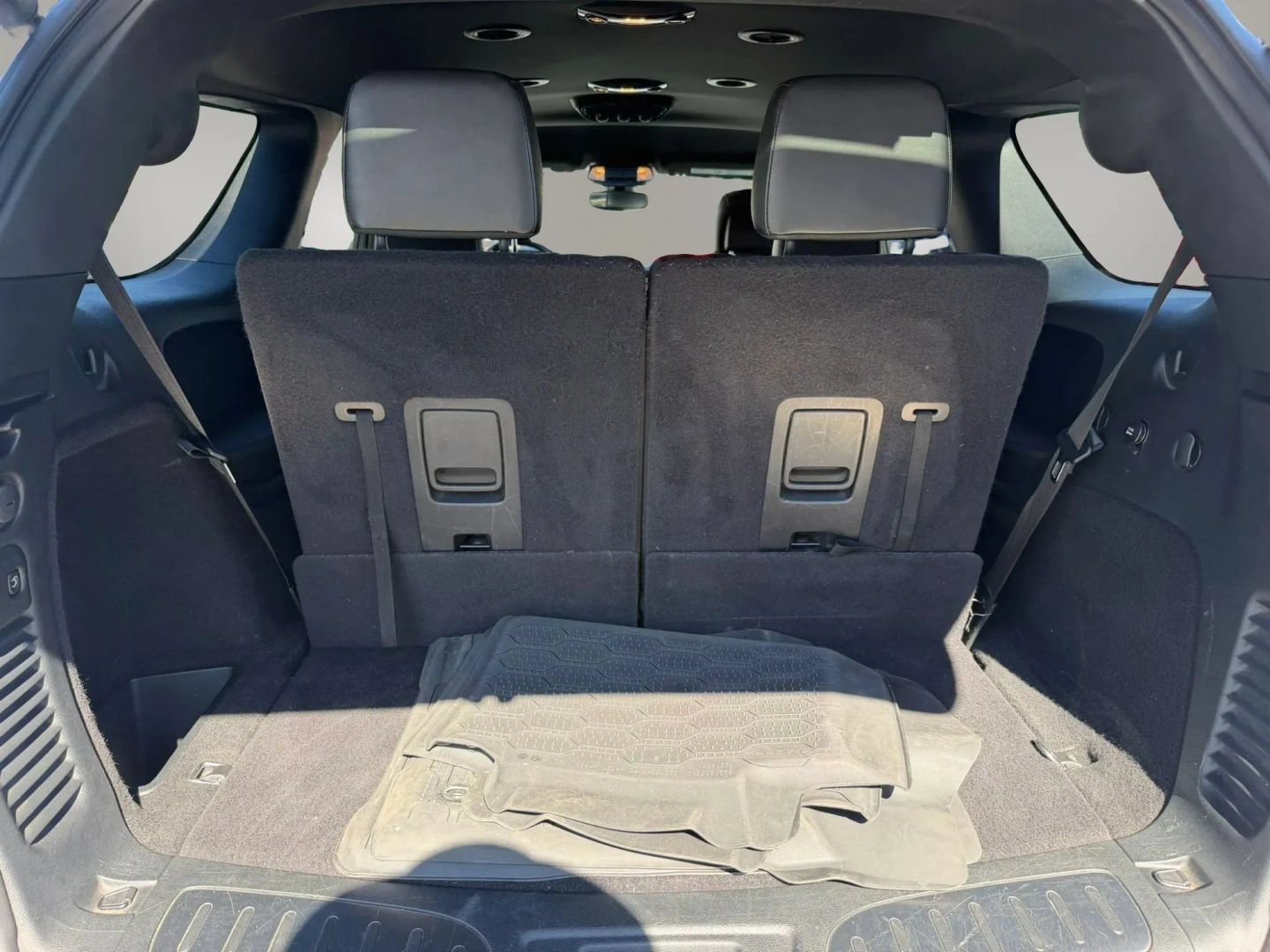 Used 2018 Dodge Durango R/T w/ Blacktop Package RWD image 15