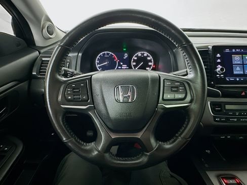 Used 2024 Honda Ridgeline Sport image 11