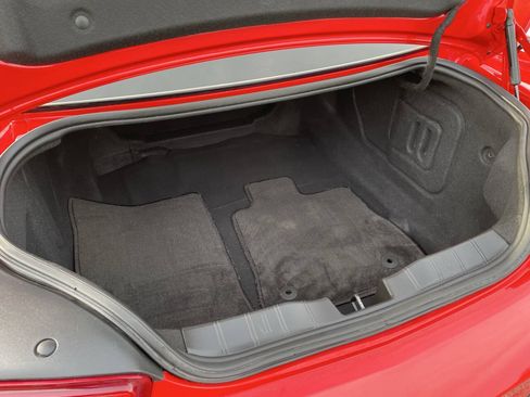 Used 2018 Chevrolet Camaro SS RWD image 39