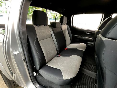 Used 2023 Toyota Tacoma TRD Sport image 27