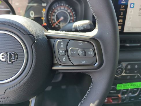 New 2026 Jeep Gladiator Mojave image 23