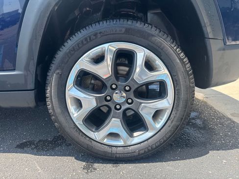 Used 2019 Jeep Compass Limited AWD/4WD image 14