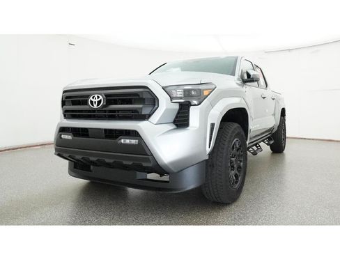 New 2026 Toyota Tacoma SR5 AWD/4WD image 32