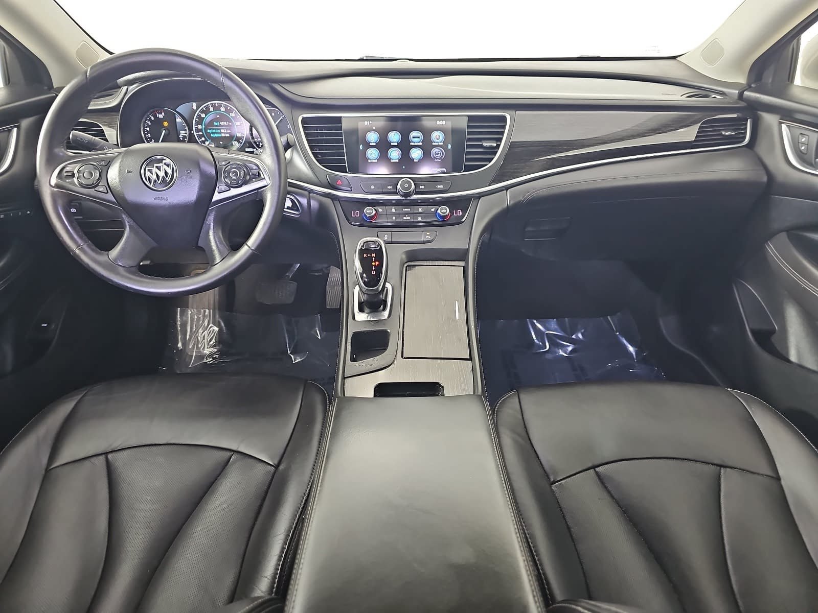 Used 2017 Buick LaCrosse Essence FWD image 11