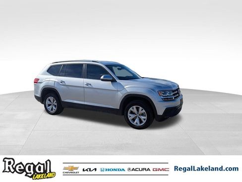 Used 2019 Volkswagen Atlas S image 2