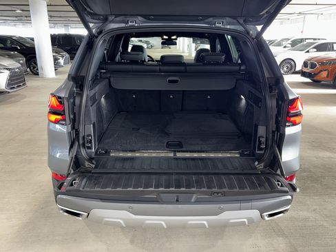 Certified 2025 BMW X5 xDrive50e w/ Premium Package image 13