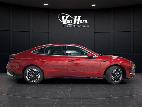 New 2026 Hyundai Sonata SEL image 2