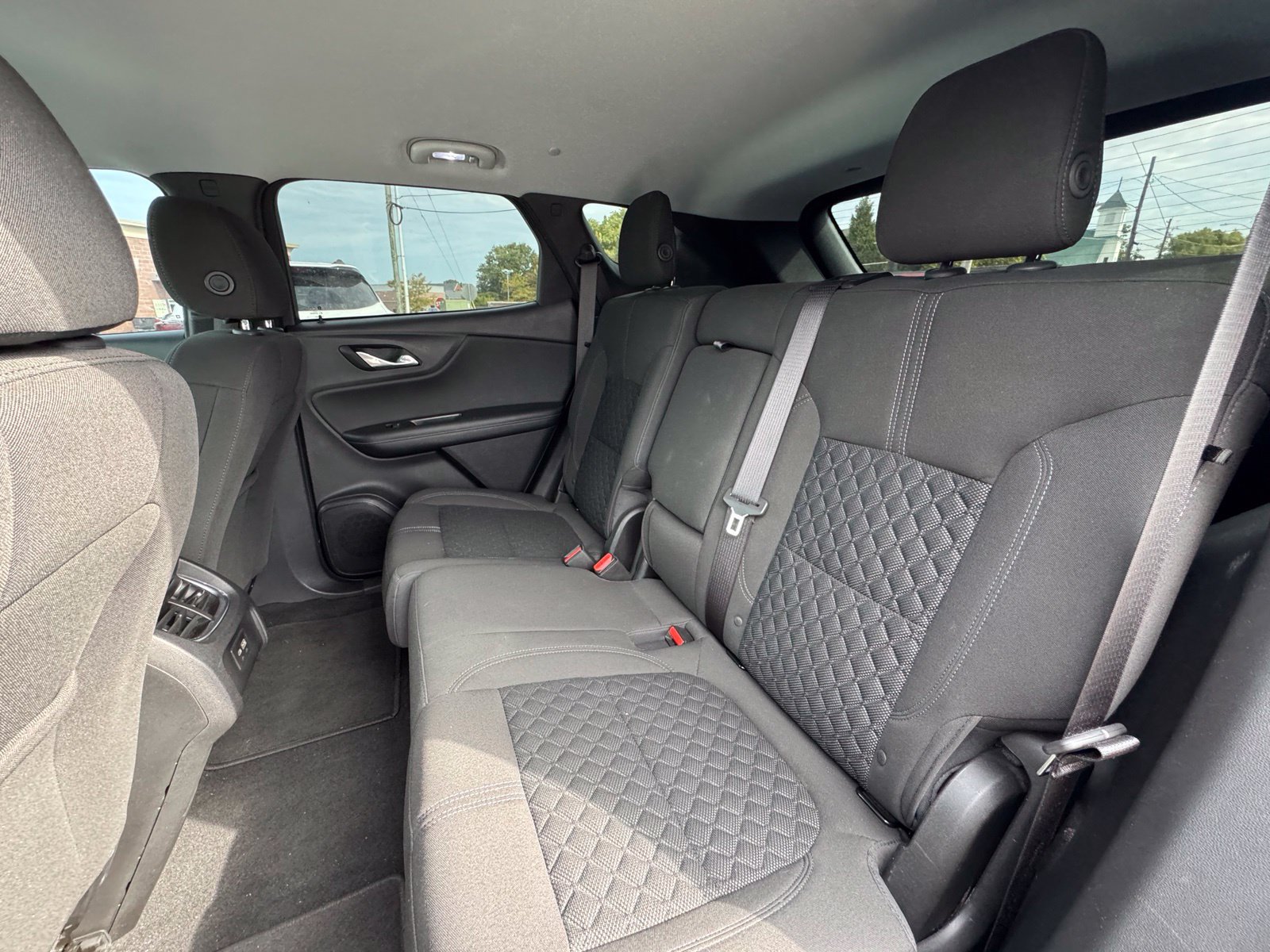 Used 2020 Chevrolet Blazer LT FWD image 19