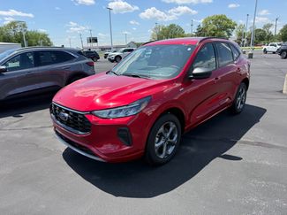 Used 2024 Ford Escape ST-Line w/ Tech Pack #1 AWD/4WD video 1