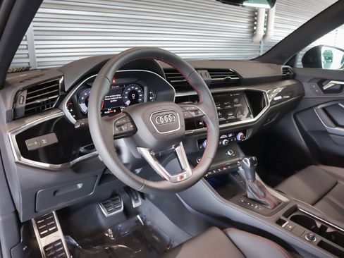 New 2025 Audi Q3 2.0T Premium Plus image 17