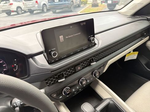 Used 2024 Honda Accord EX image 26