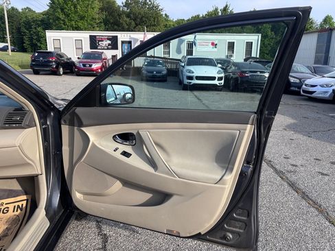 Used 2009 Toyota Camry Hybrid FWD image 22