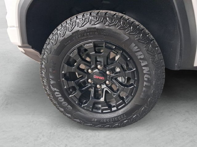 Used 2026 GMC Canyon Elevation w/ Convenience Package RWD image 29