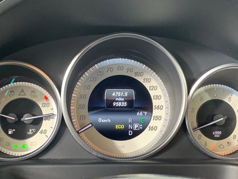 Used 2014 Mercedes-Benz E 350 Sport image 24