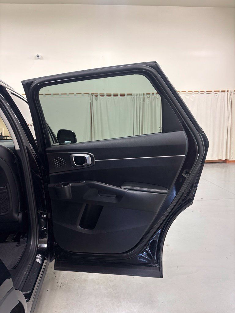 Used 2026 Kia Sorento S FWD image 29