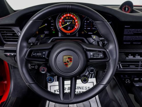 Certified 2025 Porsche 911 GT3 RS RWD image 27