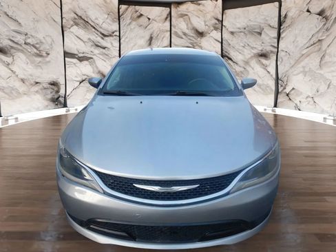 Used 2015 Chrysler 200 LX image 3