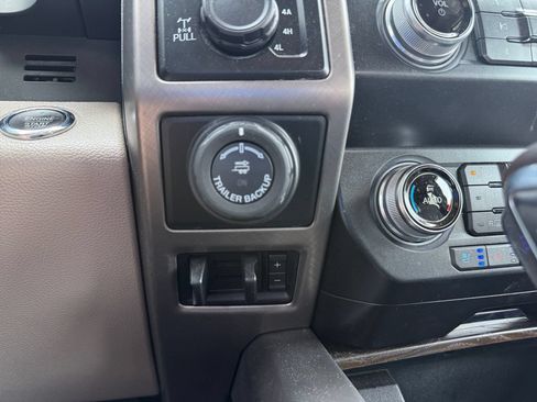 Used 2019 Ford F150 Limited w/ Trailer Tow Package AWD/4WD image 23