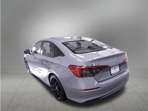 Certified 2024 Honda Civic Sport image 5