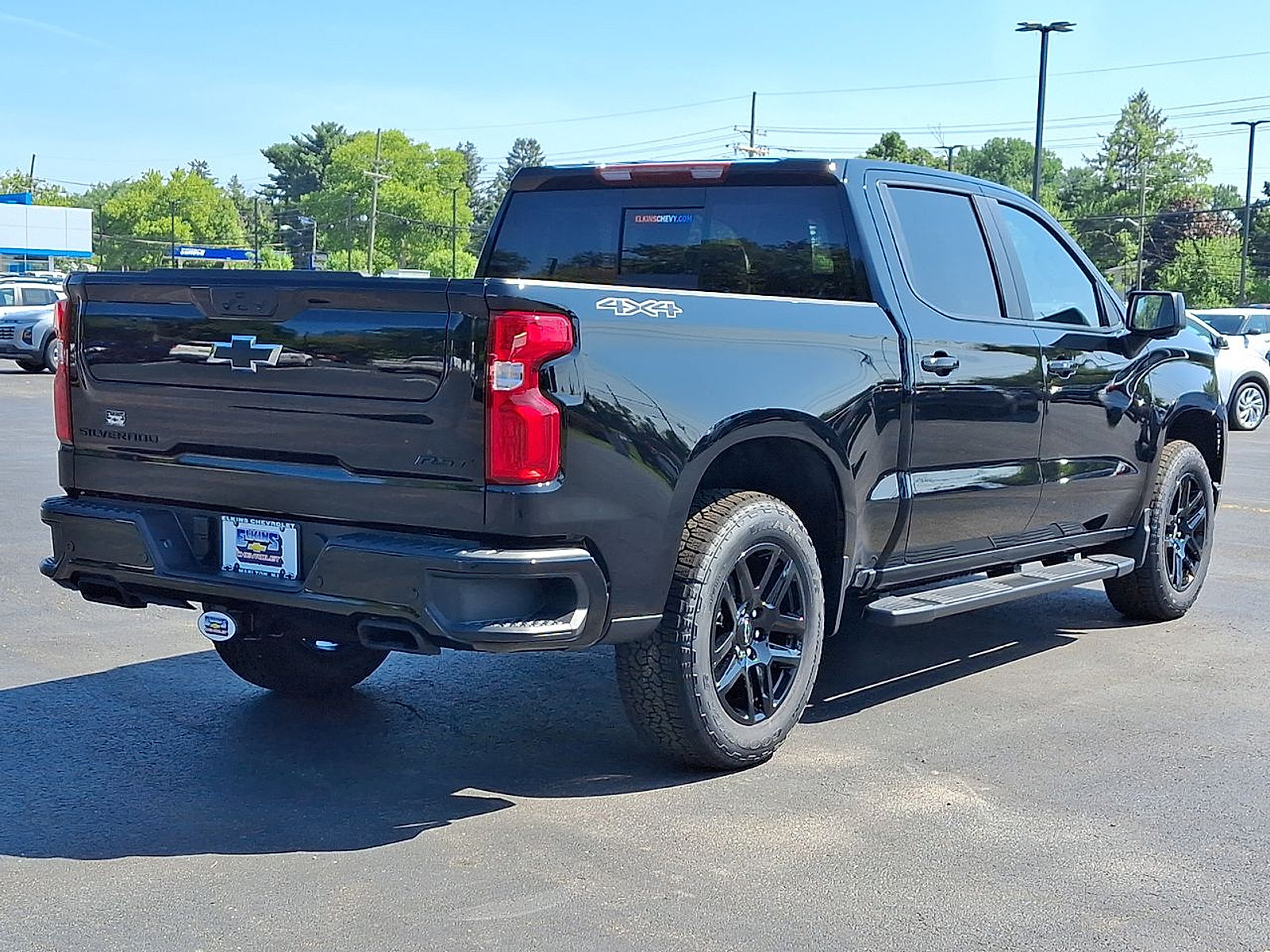 New 2026 Chevrolet Silverado 1500 RST w/ Dark Appearance Package AWD/4WD image 12