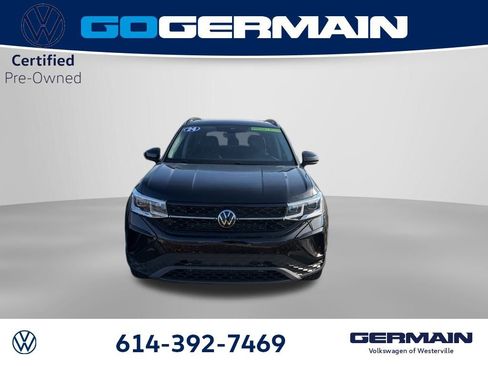 Certified 2024 Volkswagen Taos SE image 3