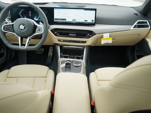 Used 2026 BMW 330i Sedan w/ M Sport Package RWD image 14