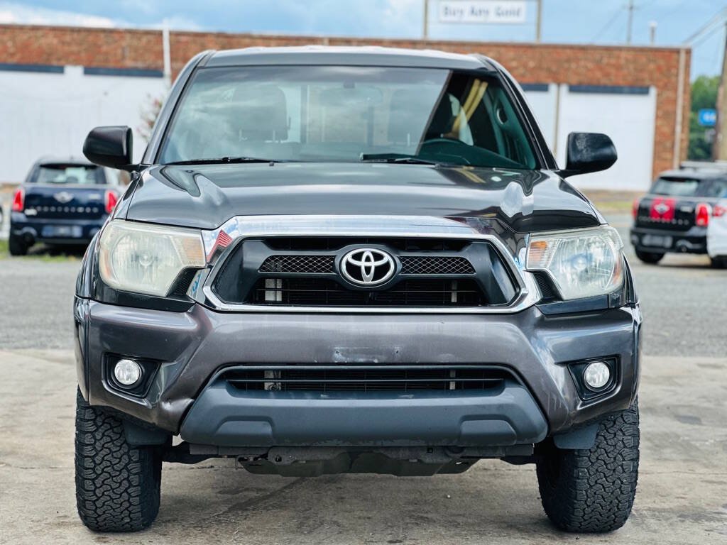 Used 2013 Toyota Tacoma PreRunner w/ SR5 Pkg RWD image 2