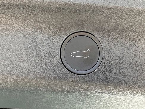 Used 2023 Tesla Model Y Long Range image 15