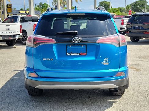 Used 2017 Toyota RAV4 SE AWD/4WD image 8