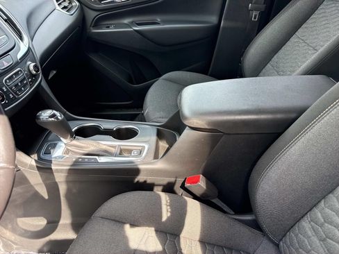 Used 2020 Chevrolet Equinox LT AWD/4WD image 21