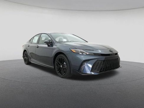 New 2026 Toyota Camry SE image 29